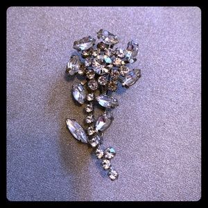 2/$40 Vintage Mid-Century Flower Rhinestone Brooch